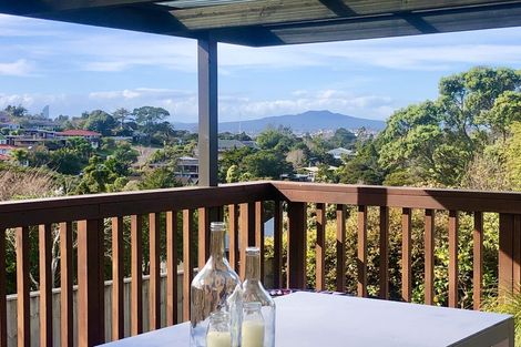 Photo of property in 1/30 Tui Glen Road, Birkenhead, Auckland, 0626