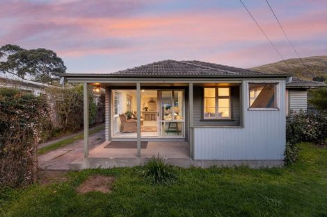 Photo of property in 11 Van Asch Street, Sumner, Christchurch, 8081