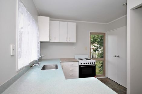 Photo of property in 25 Lynmore Drive, Hillpark, Auckland, 2102