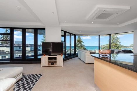 Photo of property in 2/6 Marine Parade, Mount Maunganui, 3116