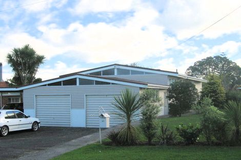 Photo of property in 21 Chorley Avenue, Massey, Auckland, 0614