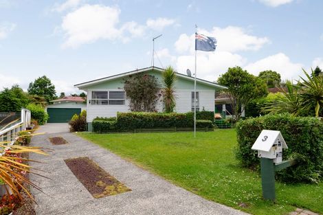 Photo of property in 3 Rothesay Place, Dinsdale, Hamilton, 3204