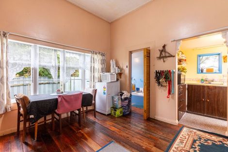 Photo of property in 18 Rawhiti Street, Dannevirke, 4930