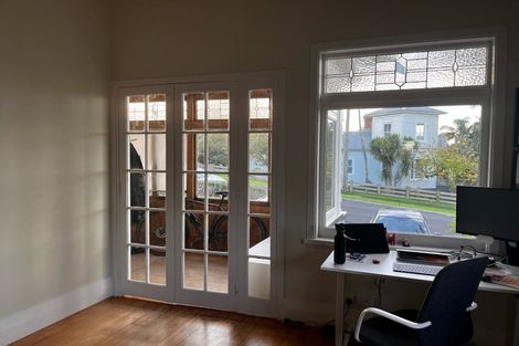 Photo of property in 3 Awanui Street, Birkenhead, Auckland, 0626