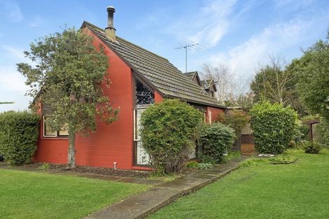 Photo of property in 2 Petries Road, Woodend, 7610