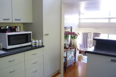 Photo of property in 1610a Great North Road, Waterview, Auckland, 1026