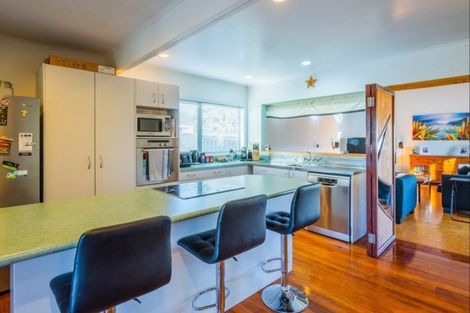 Photo of property in 4 Gray Street, Pukerua Bay, 5026
