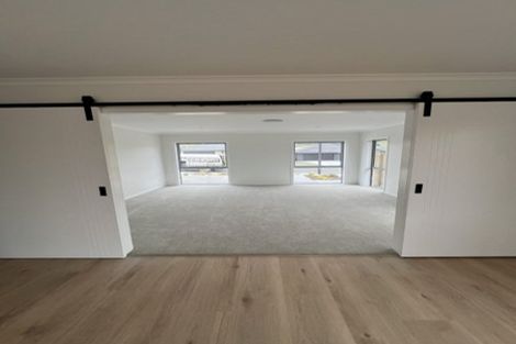 Photo of property in 11 Pukatea Crescent, Owhata, Rotorua, 3010