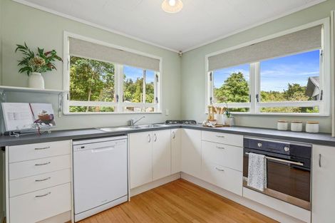 Photo of property in 21 Oxford Road, Lake Rotoma, Rotorua, 3074