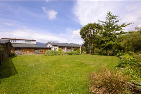 Photo of property in 327 Wanganui Flat Road, Harihari, 7884