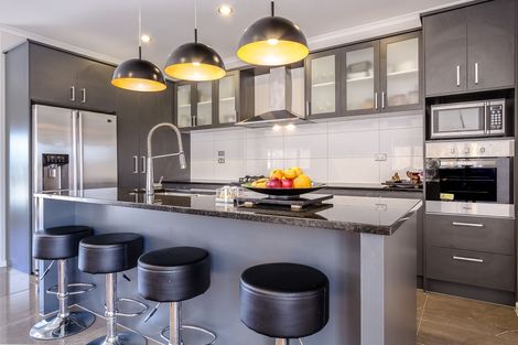 Photo of property in 589 Great South Road, Rosehill, Papakura, 2113