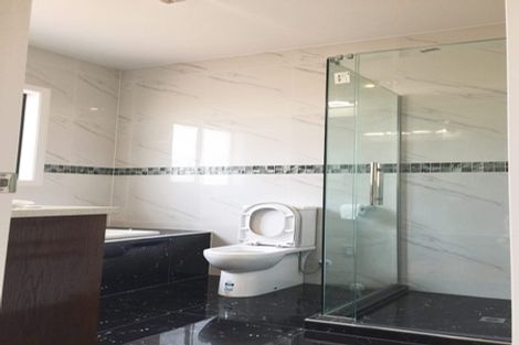 Photo of property in 6 Kohia Way, Huapai, Kumeu, 0810