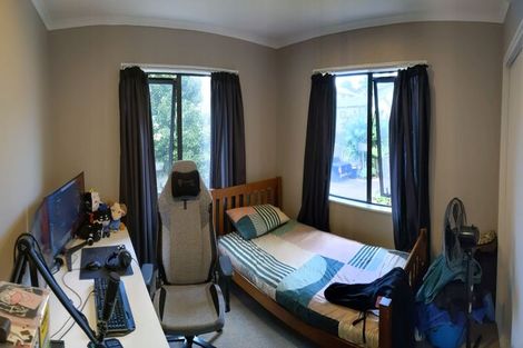 Photo of property in 20a Malmo Place, Massey, Auckland, 0614