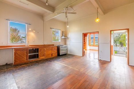 Photo of property in 19 Rochfort Street, Otane, 4202