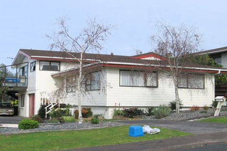 Photo of property in 33 Albatross Road, Red Beach, 0932