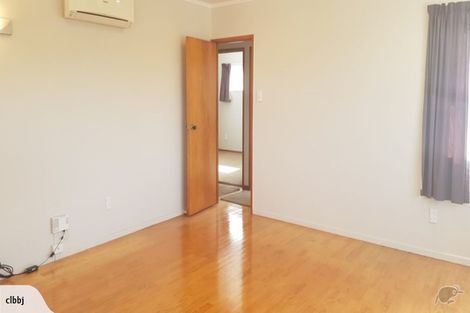 Photo of property in 45 Divich Avenue, Te Atatu South, Auckland, 0610