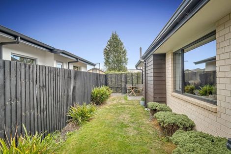 Photo of property in 3 Hineaari Street, Marshland, Christchurch, 8083