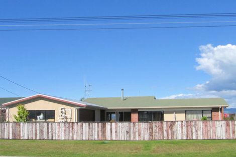 Photo of property in 16 Brookfield Terrace, Brookfield, Tauranga, 3110
