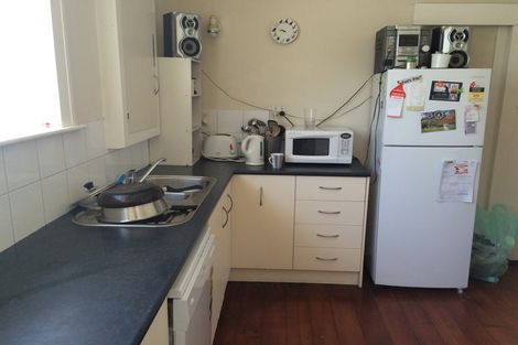 Photo of property in 1/17 Clifton Terrace, Kelburn, Wellington, 6012