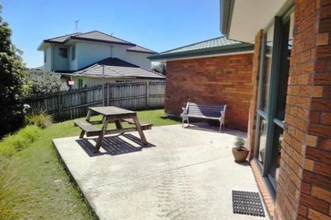Photo of property in 36 Roy Maloney Drive, Henderson, Auckland, 0612