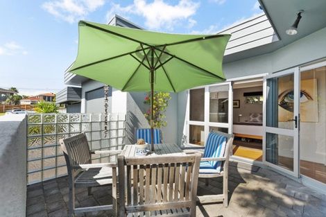 Photo of property in 1/27 Park Rise, Campbells Bay, Auckland, 0630