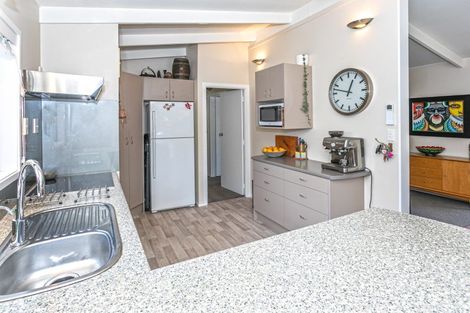 Photo of property in 225 Moana Anu Anu Avenue, Whangamata, 3620