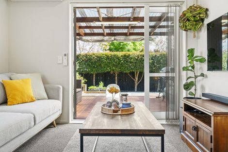 Photo of property in 8 Divide Loop, Takanini, 2112