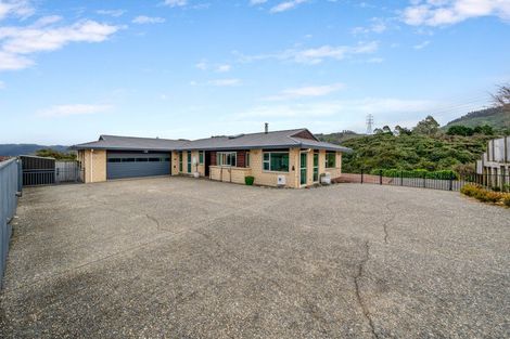 Photo of property in 45a Kirton Drive, Riverstone Terraces, Upper Hutt, 5018