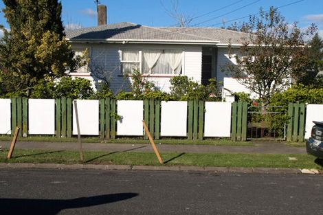 Photo of property in 10 Cheviot Street, Mangere East, Auckland, 2024