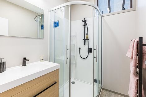 Photo of property in 42 Beaumaris Crescent, Ascot Park, Porirua, 5024