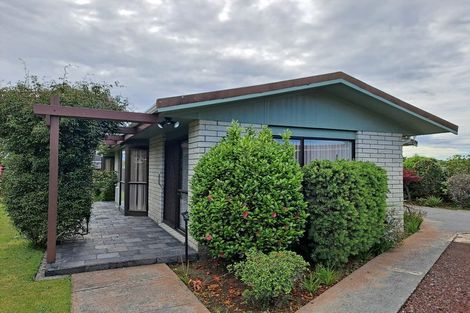 Photo of property in 13a Julian Place, Westown, New Plymouth, 4310