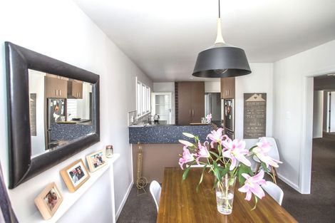 Photo of property in 130 Waimairi Road, Ilam, Christchurch, 8041