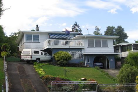 Photo of property in 8 Ragley Street, Titirangi, Auckland, 0604