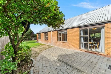 Photo of property in 18 Briarmont Street, Avondale, Christchurch, 8061
