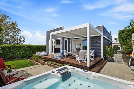 Photo of property in 12 Empire Road, Devonport, Auckland, 0624