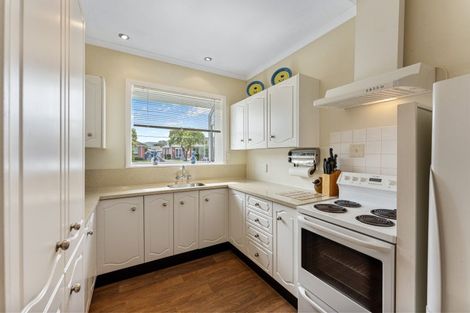 Photo of property in 11 Craig Grove, Elderslea, Upper Hutt, 5018