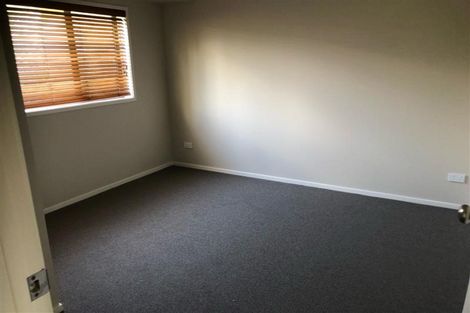 Photo of property in 55 Sabulite Road, Kelston, Auckland, 0602