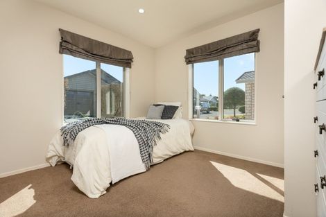 Photo of property in 39 Scoria Close, Pyes Pa, Tauranga, 3112