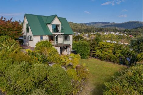 Photo of property in 13 Tairua Heights, Tairua, 3508