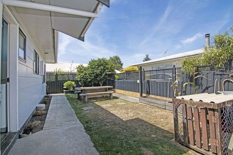 Photo of property in 4a Windlesham Place, Wakefield, 7025