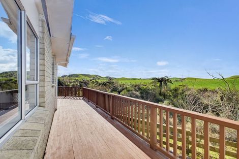 Photo of property in 131 Tiromoana Road, Maata, Eltham, 4398