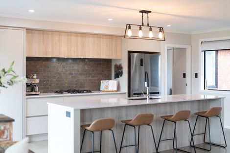 Photo of property in 43 Seachange Drive, Leamington, Cambridge, 3432