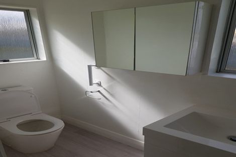 Photo of property in 3/32 Kapuka Road, Mangere Bridge, Auckland, 2022