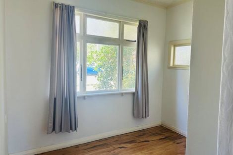 Photo of property in 38b Leighton Avenue, Waiwhetu, Lower Hutt, 5010