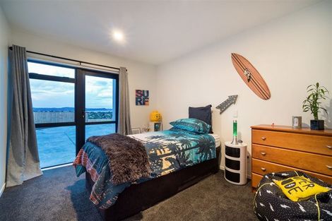 Photo of property in 5 Ti Tree Lane, Stanmore Bay, Whangaparaoa, 0932