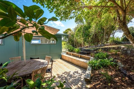 Photo of property in 12 Makora Avenue, Oneroa, Waiheke Island, 1081