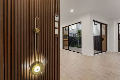 Photo of property in 24b Killarney Avenue, Torbay, Auckland, 0630