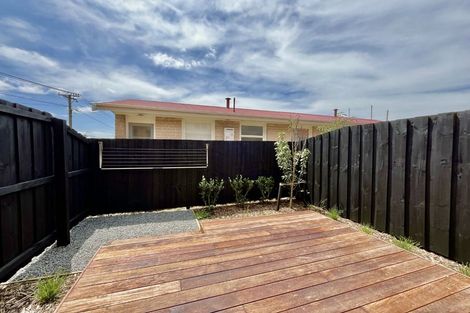 Photo of property in 2/94 Mathesons Road, Phillipstown, Christchurch, 8011