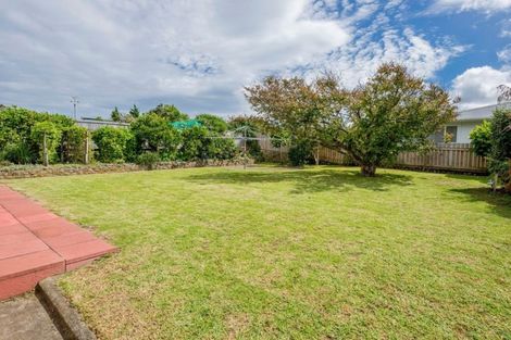 Photo of property in 95 Golf Road, Paraparaumu Beach, Paraparaumu, 5032