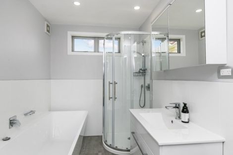 Photo of property in 42 Mandalay Terrace, Khandallah, Wellington, 6035